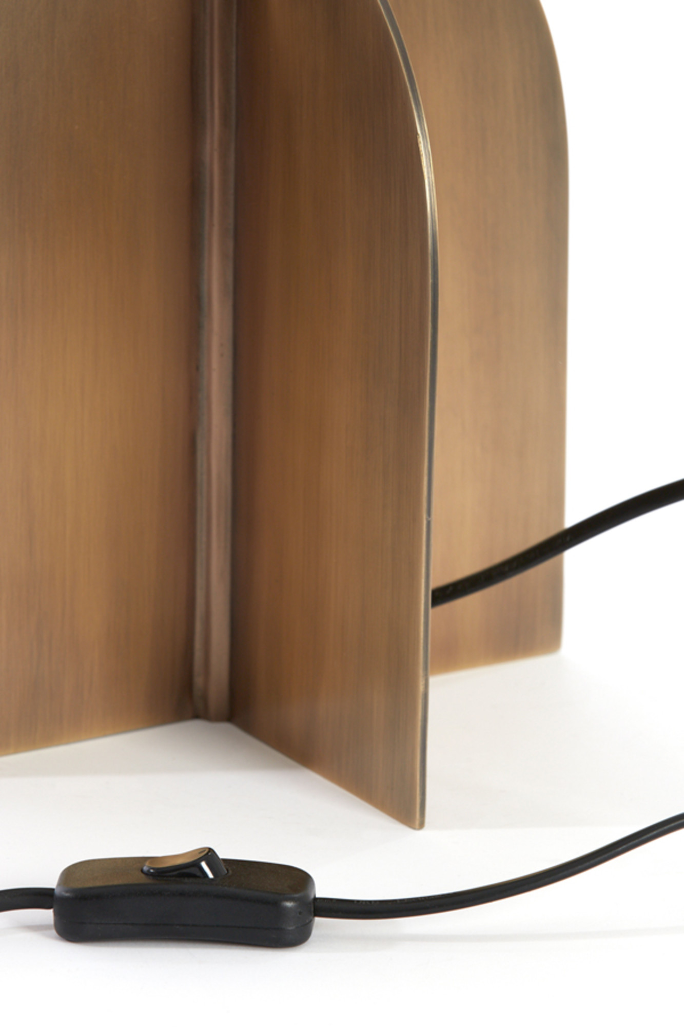 Lampe de table en métal brun Light & Living Molago au design moderne – Image 8