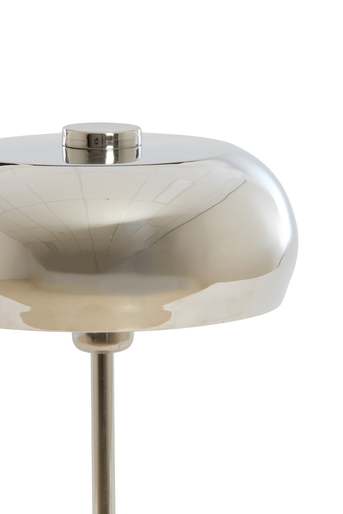 Lampe de bureau argentée à effet métallique Light & Living Surin – Image 4