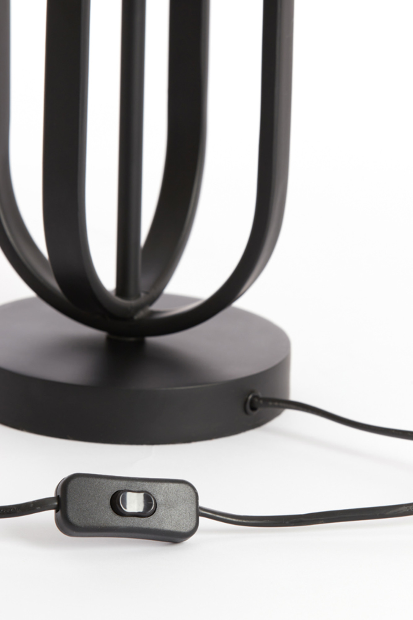 Socle de lampe en métal noir Light & Living Aster – Image 8